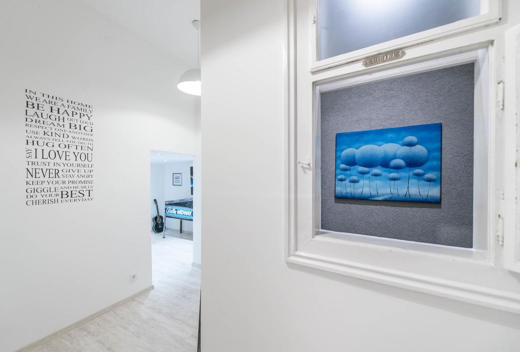 Happy Home Joy Budapest Bagian luar foto