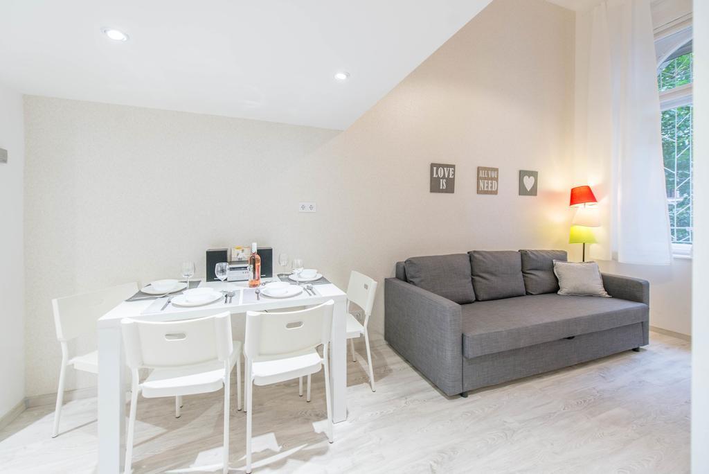 Happy Home Joy Budapest Bagian luar foto