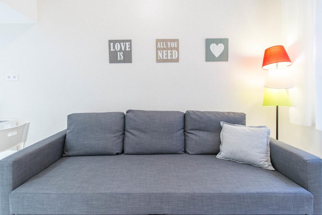 Happy Home Joy Budapest Bagian luar foto